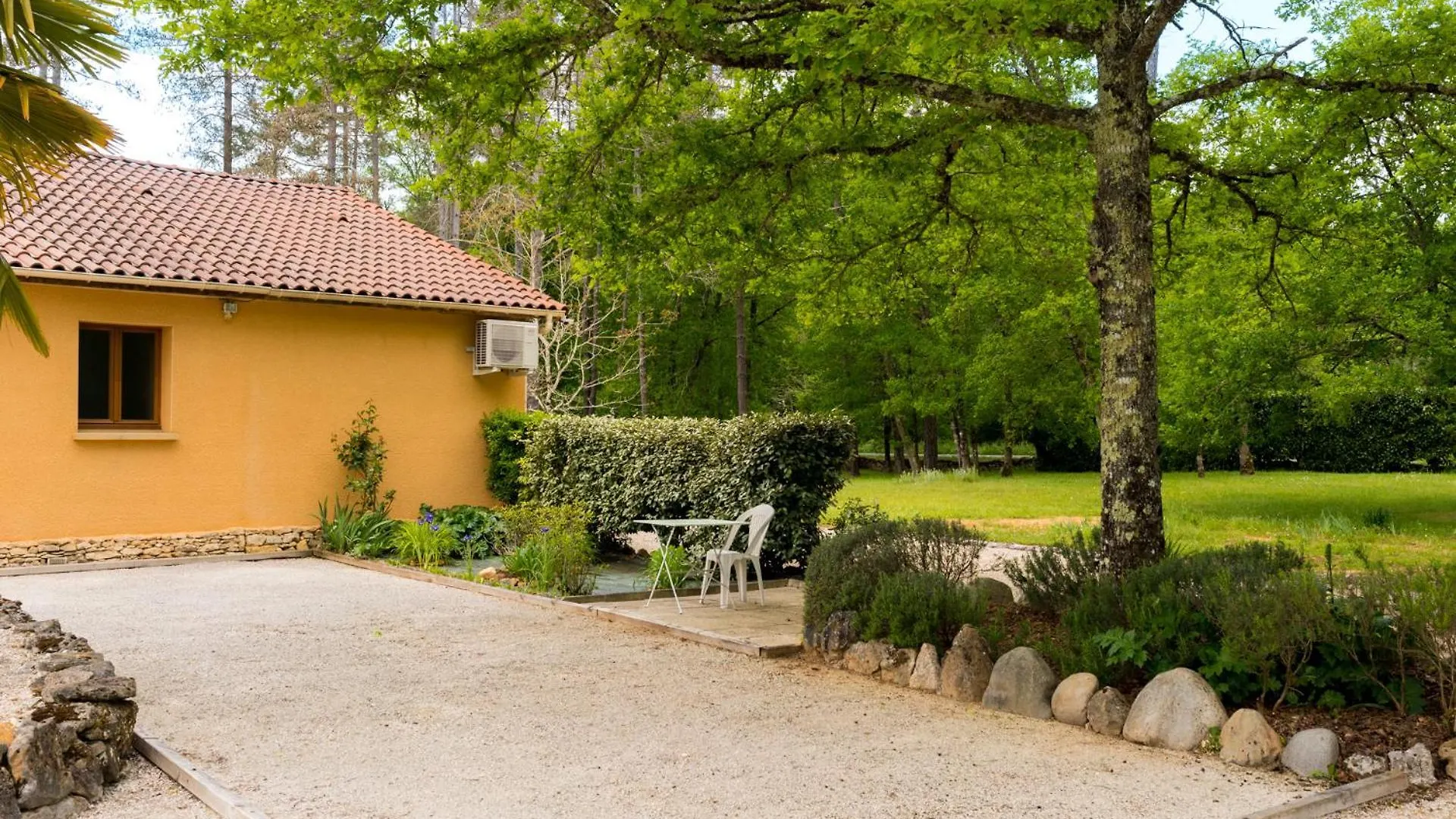 Gite De Charme Paisible Gourdon Sarlat Anglars-Nozac Francia